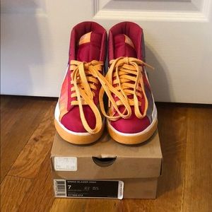 Nike Women’s Blazer High Tops size 7